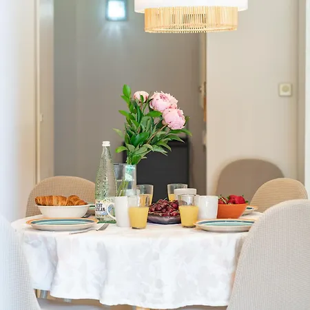 דירה Charming Garden En 
