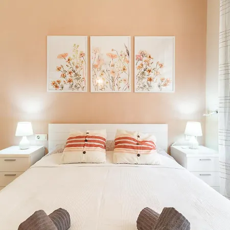 דירה Charming Garden En 