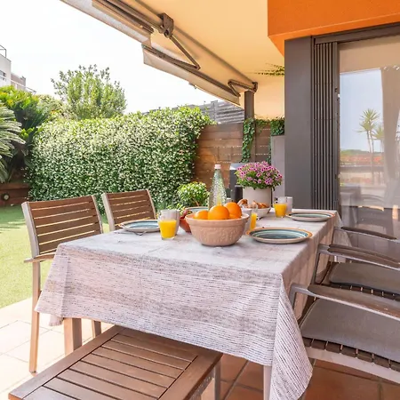 Apartament Charming Garden En 